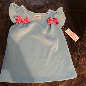 Chic girls suba Top new with tags 2T
